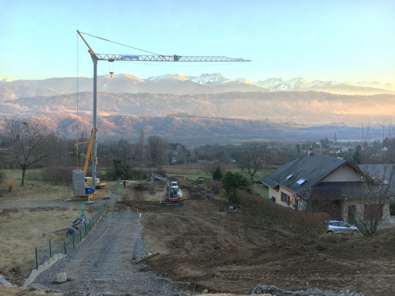 arrivée de la grue