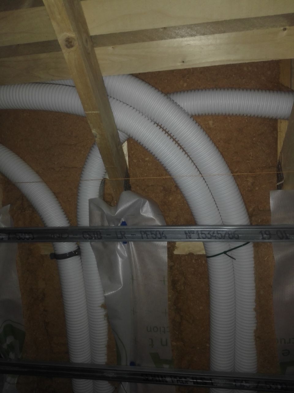 Passages des gaines de 75 dans toute la maison