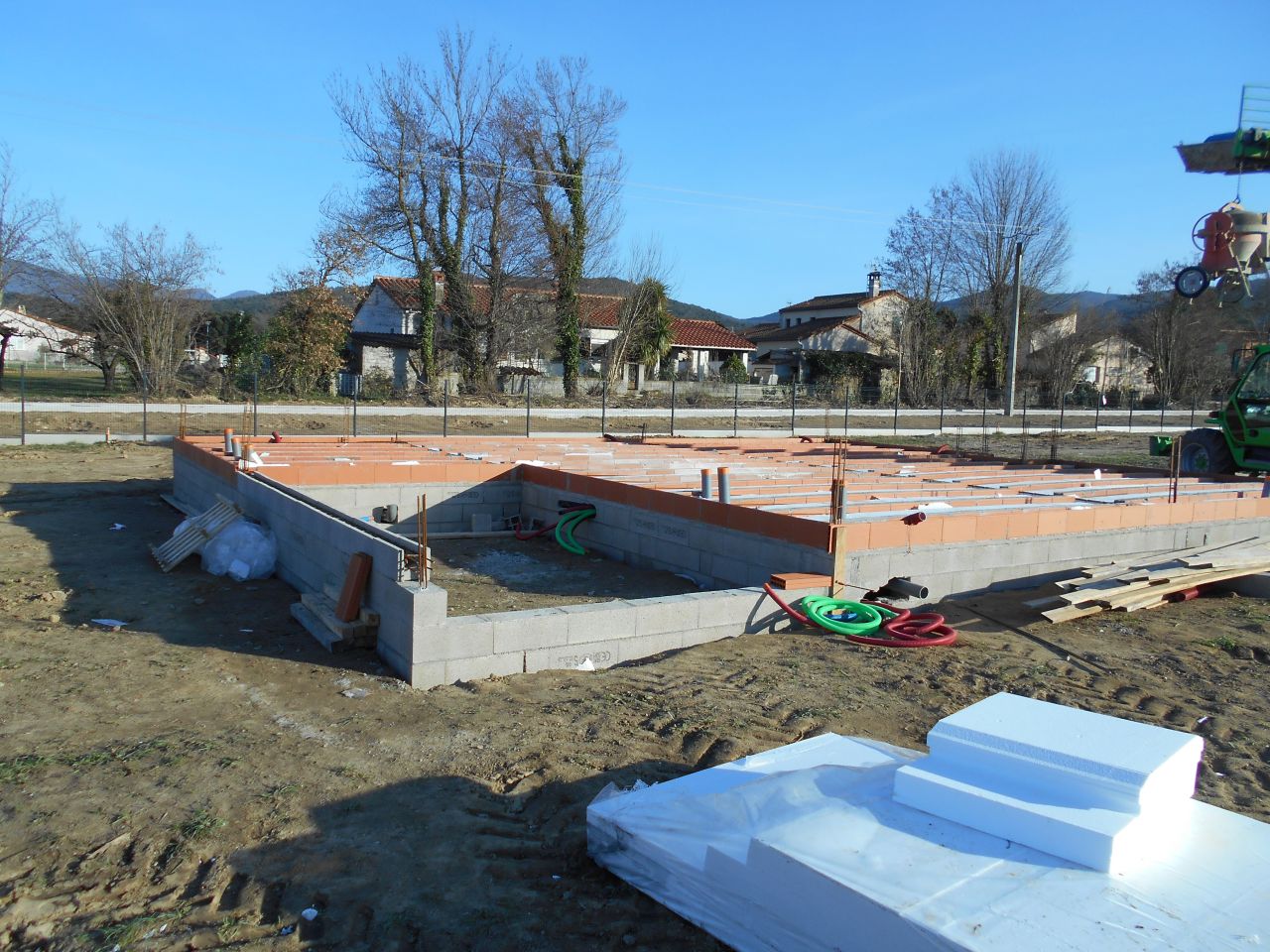 Vue gnrale sur la dalle et vide sanitaire