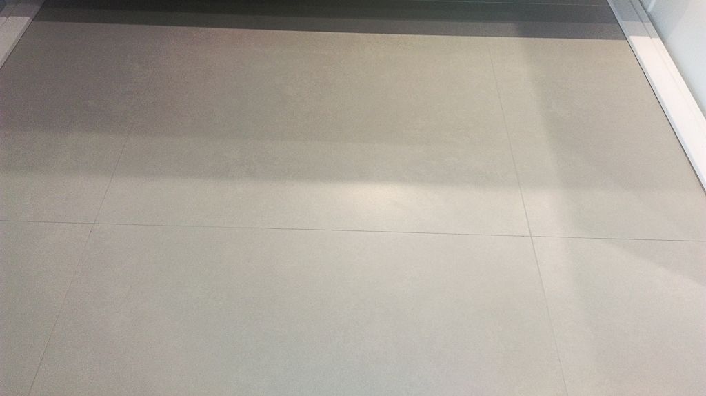 Carrelage pour le RDC.