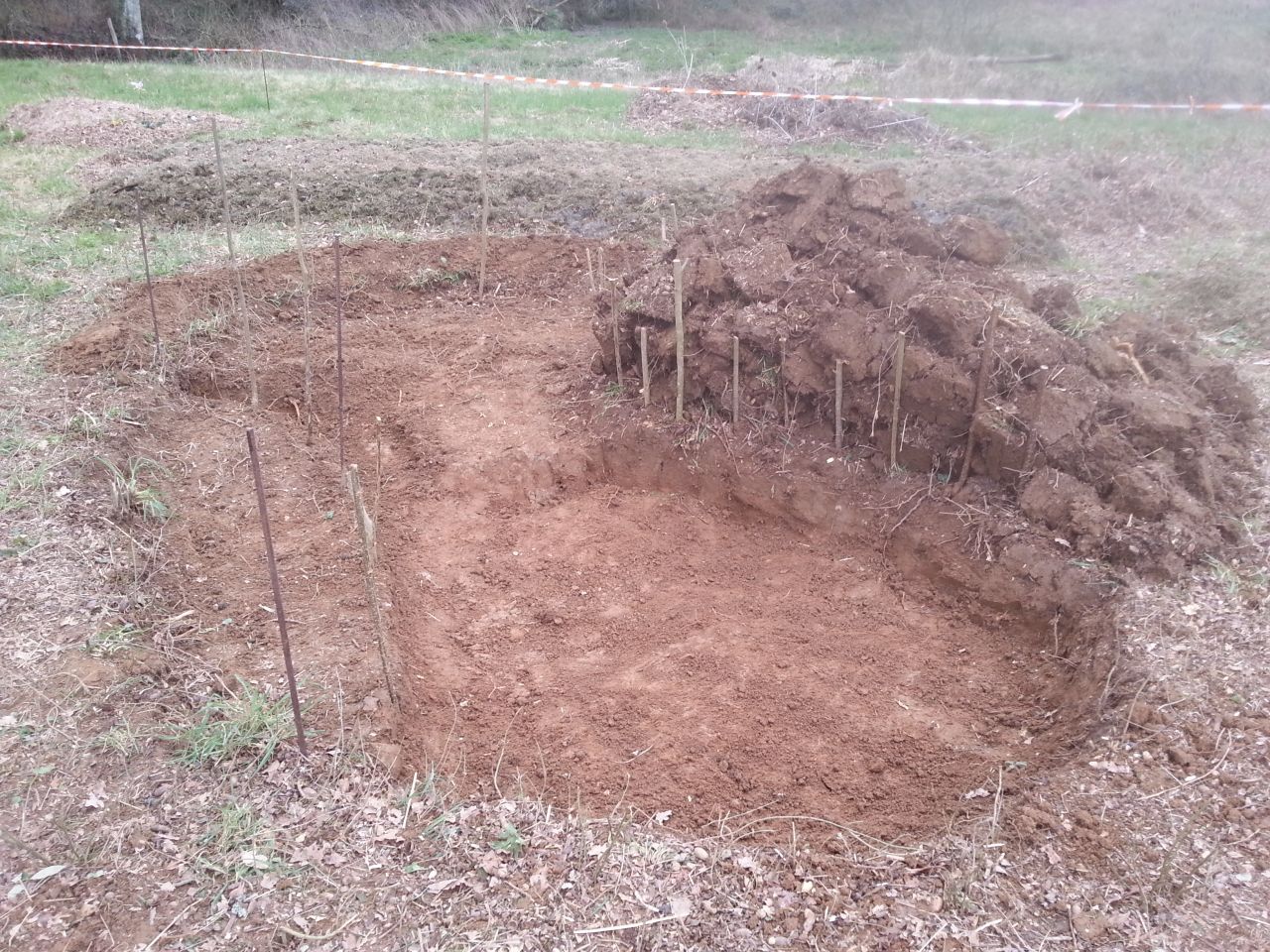 1ère séance pour creuser le point d'eau du potager