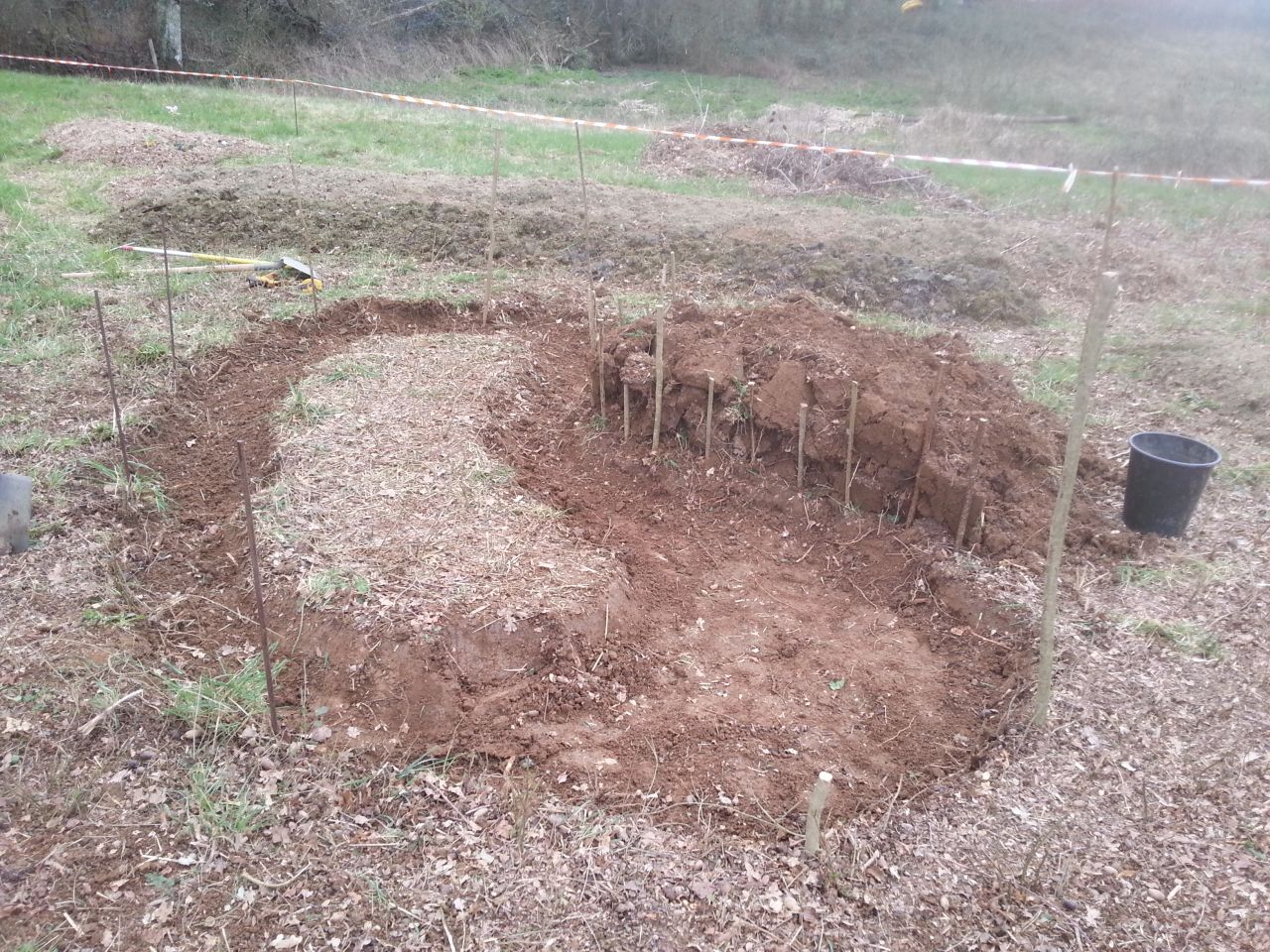 1ère séance pour creuser le point d'eau du potager
