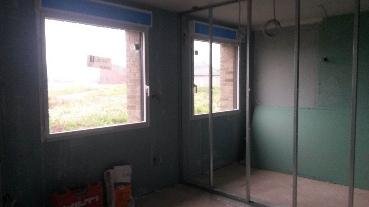 suite parentale (chambre puis salle de bains)