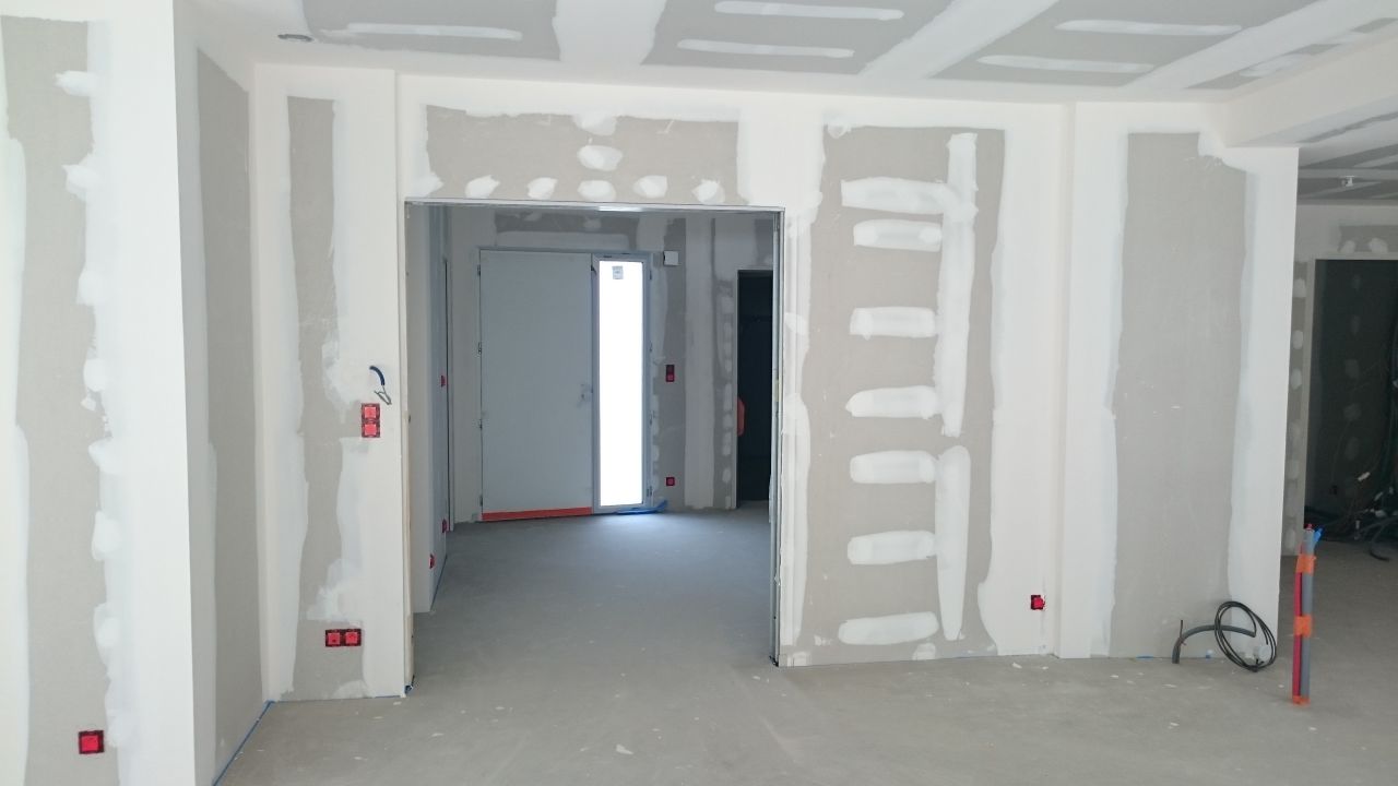 bandes finies