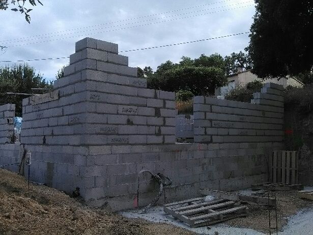élévation des murs du rdc étape1