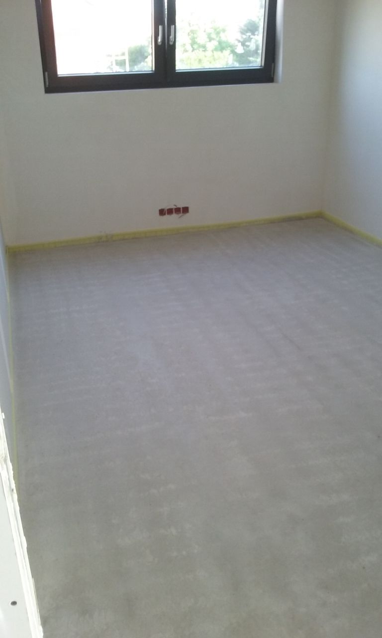 Chape de la chambre.