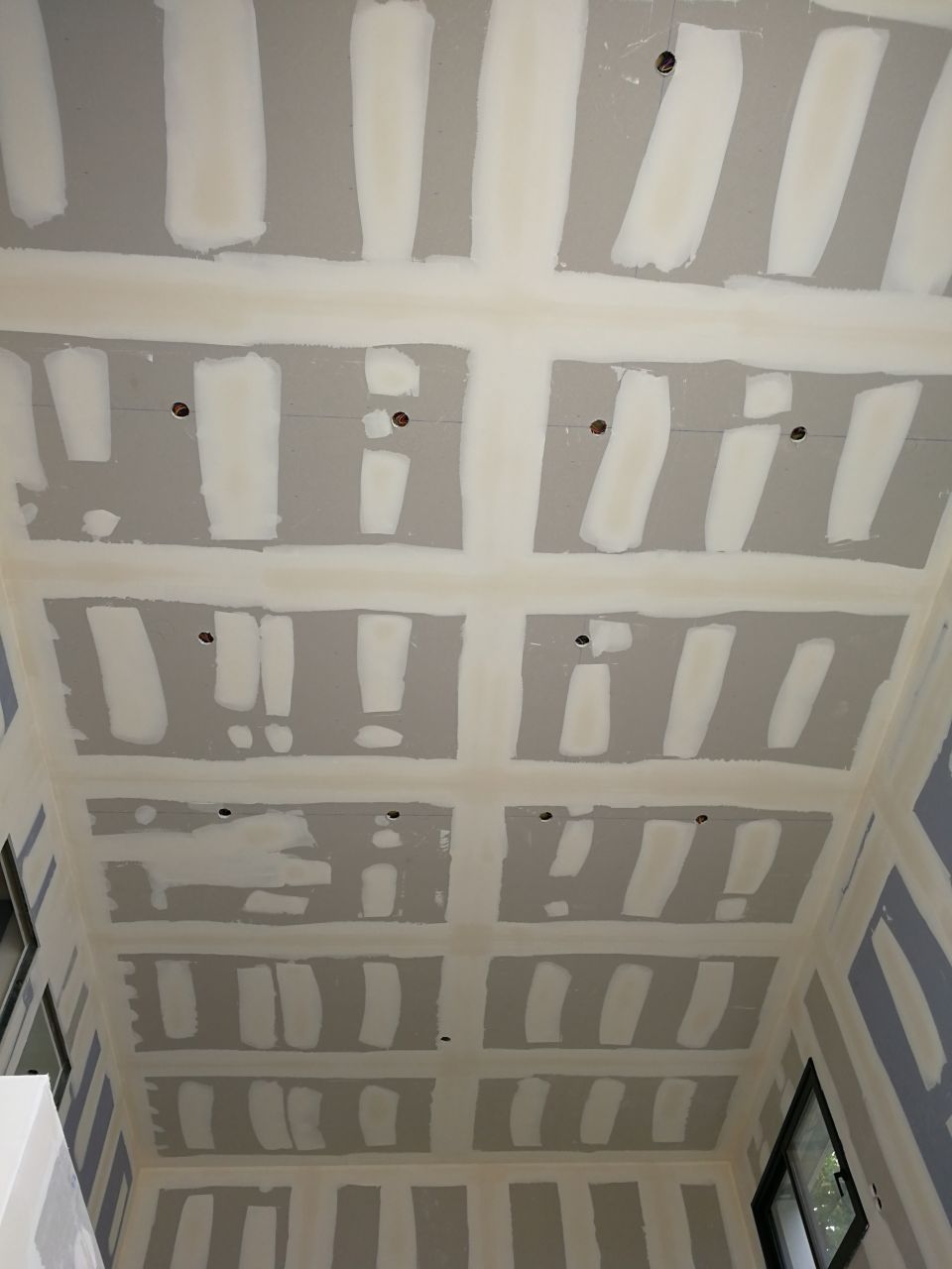 Bandes terminées