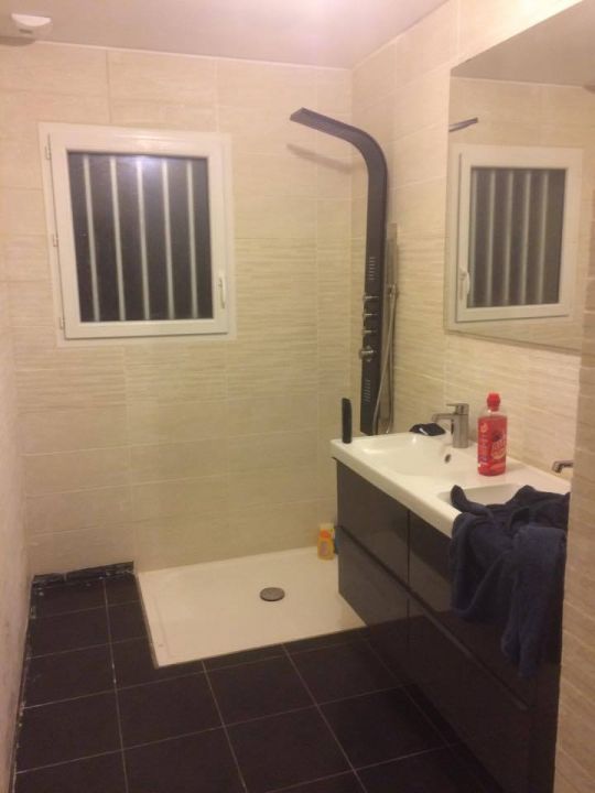Salle de bain presque terminée