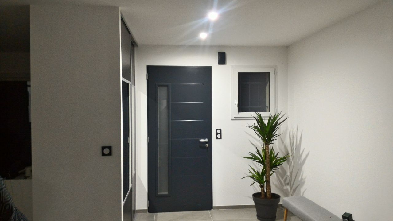 spot entrée
