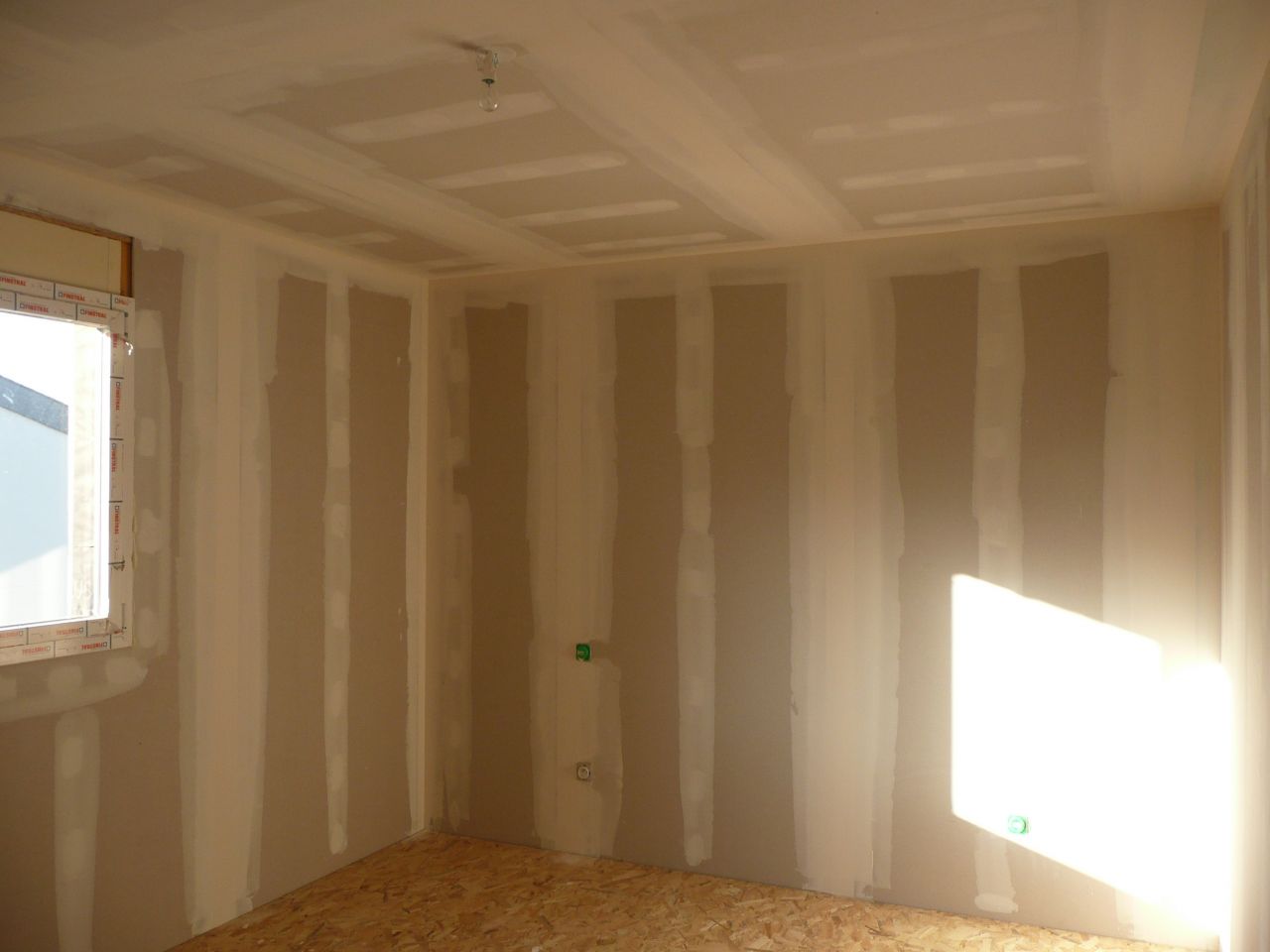 enduit fini dans la chambre parentale