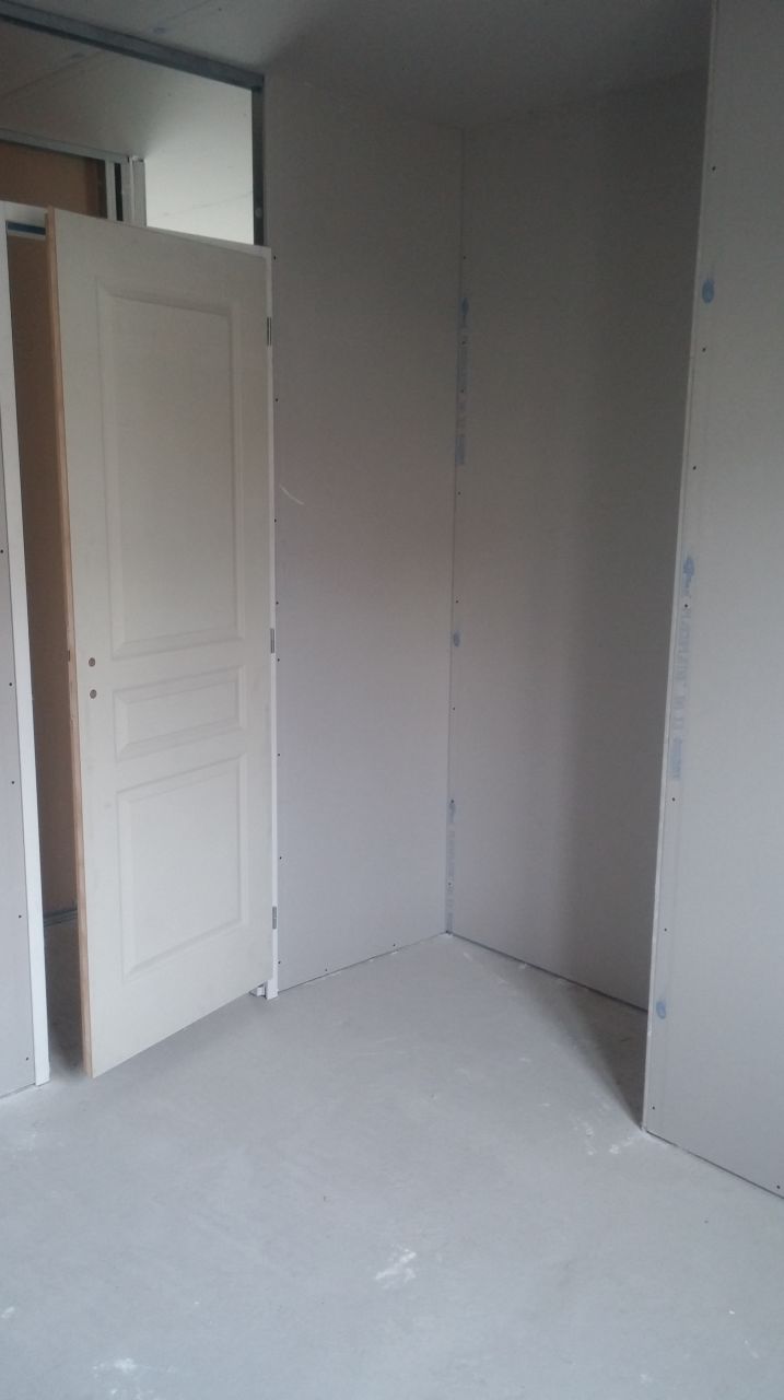 Chambre 1 de 9,77m²