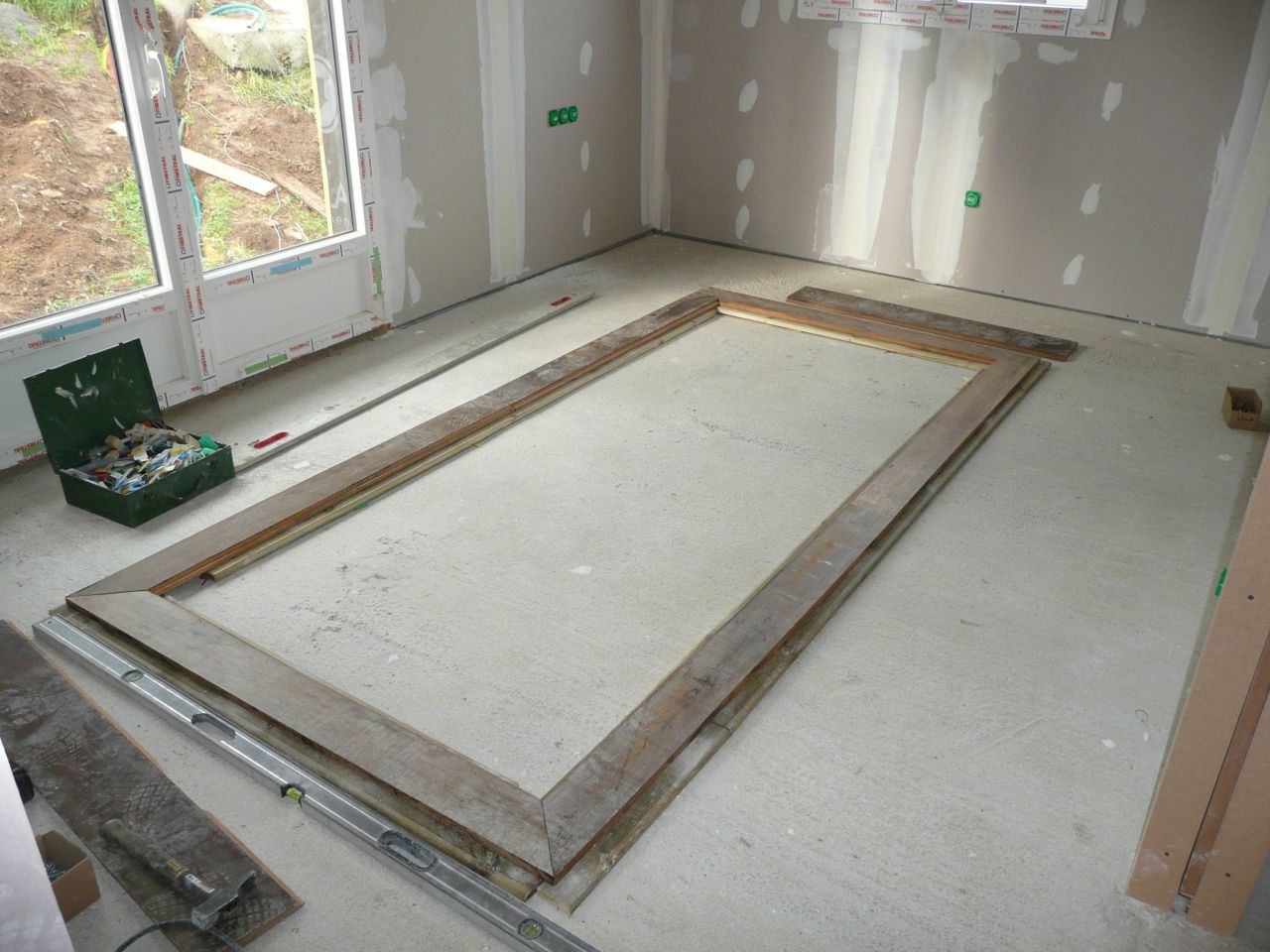 ossature du parquet dans le salon