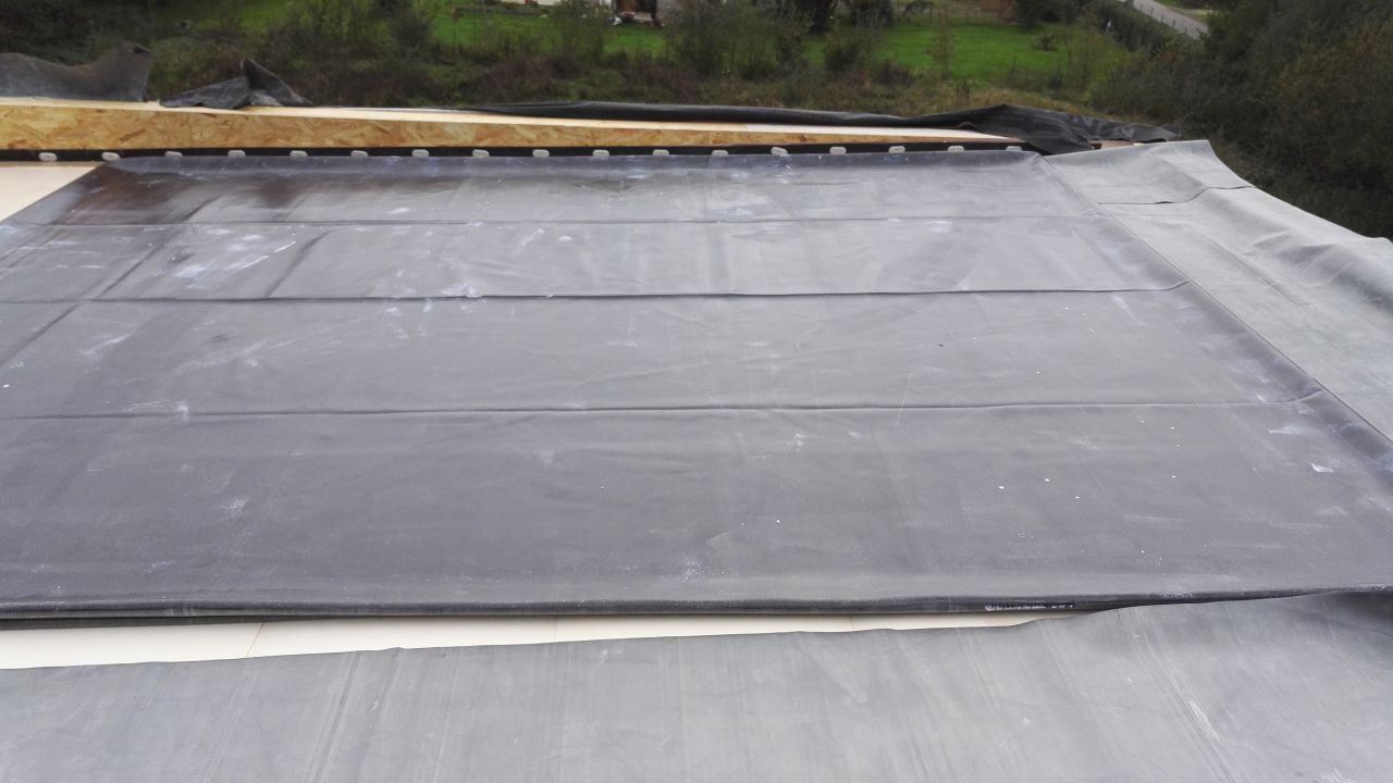 collage membrane EPDM