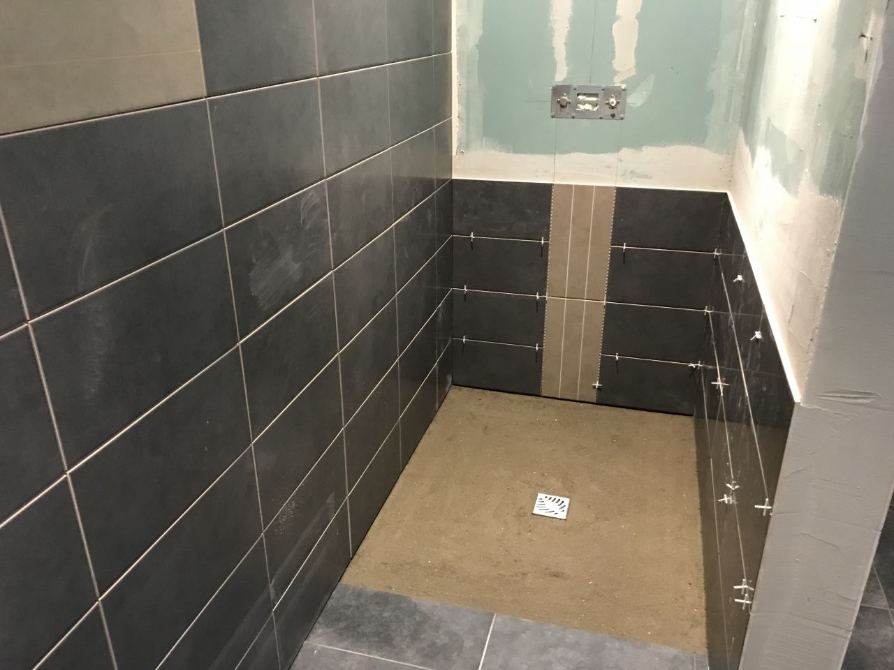 Faïence anthracite et marron glacé Decoceram