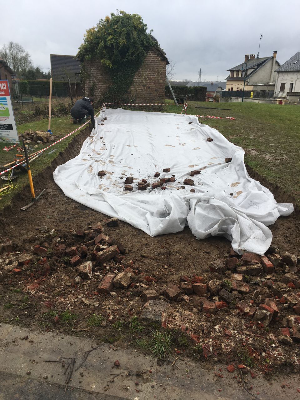 Chemin d'accès - Pose du géotextile