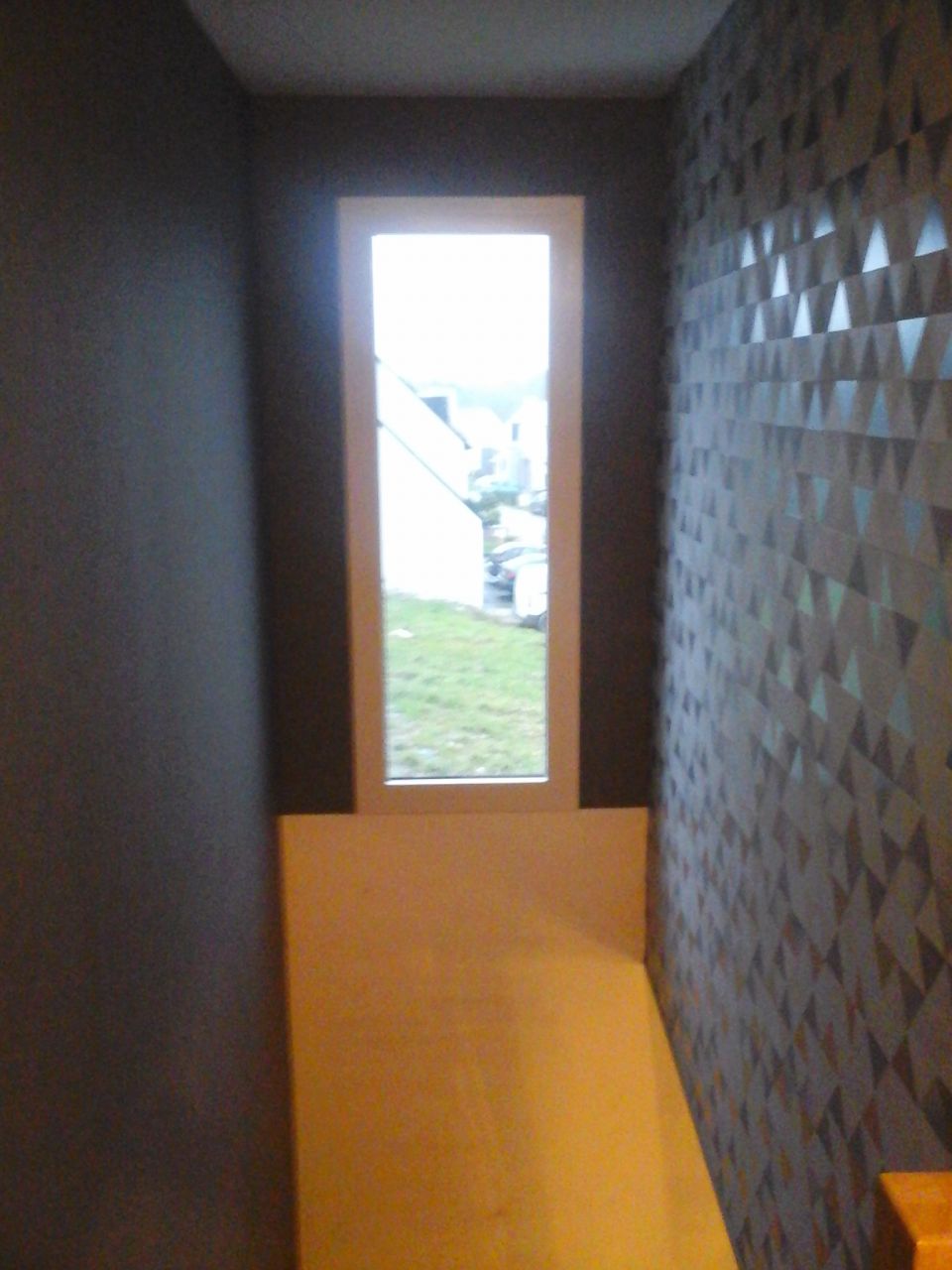 la ou je vais devoir aller pour le mur du fond, je les fait ouf, j'ai pris la décision de faire une coupe au niveau de la baie vitré pour plus de faciliter