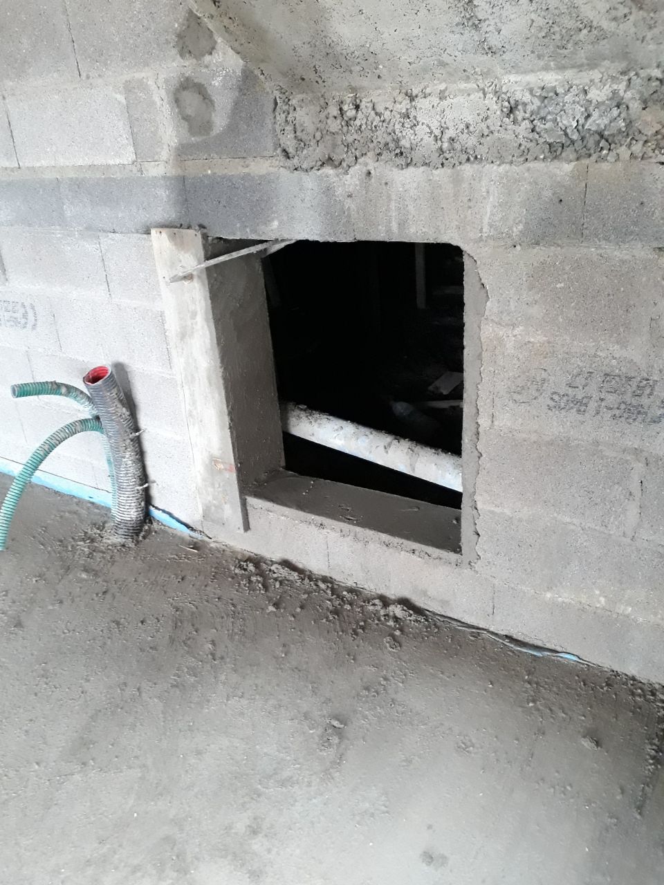 Trappe d'accès au vide sanitaire
