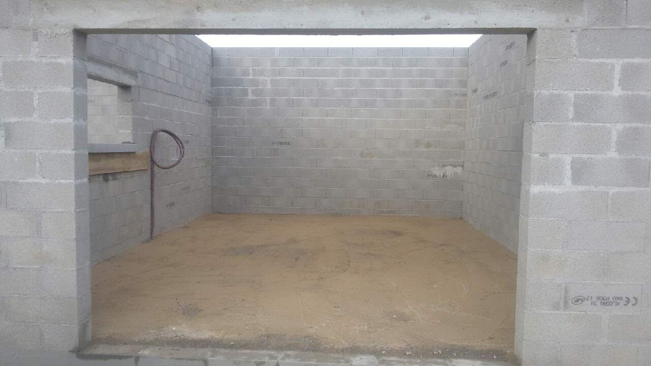 Construction garage