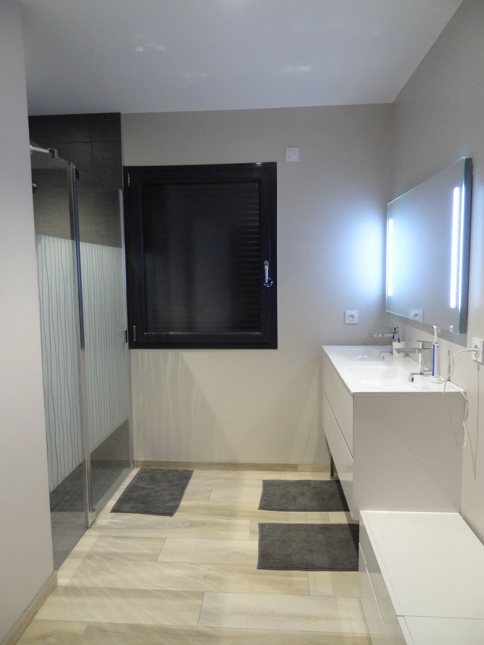 finition salle d'eau enfants