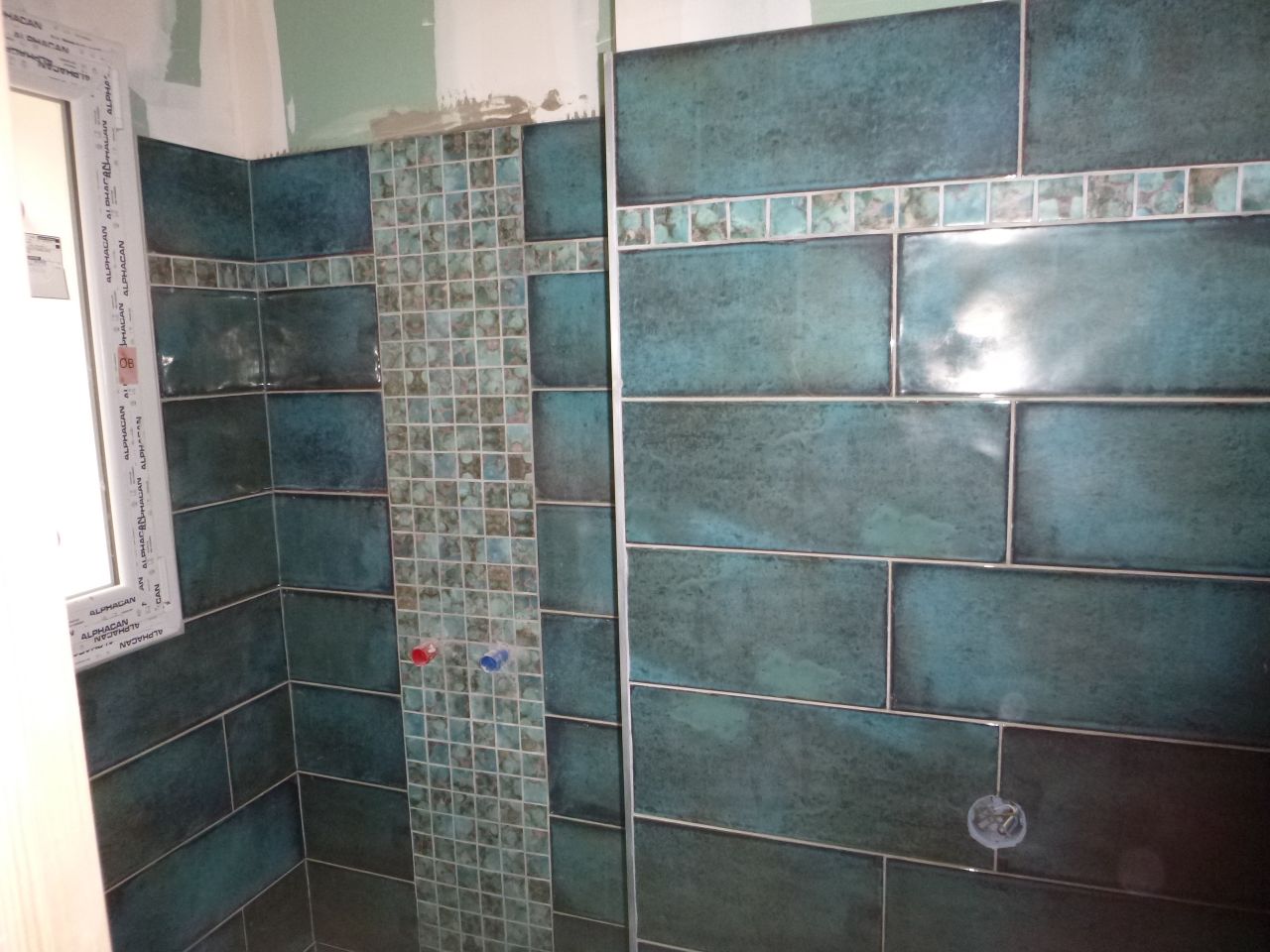 douche salle d'eau de la suite parentale avec mosaïque faience