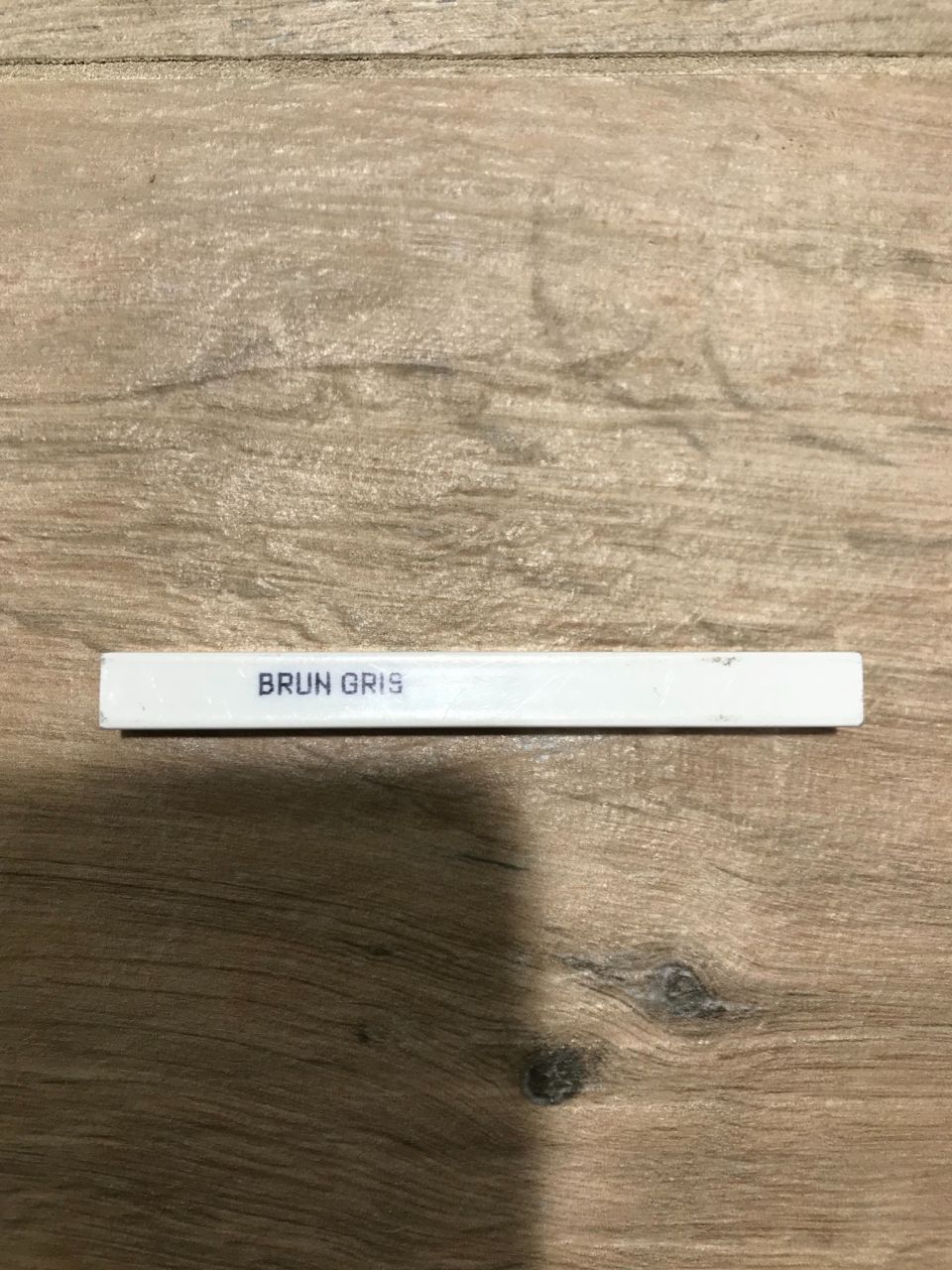 Référence joint carrelage au sol