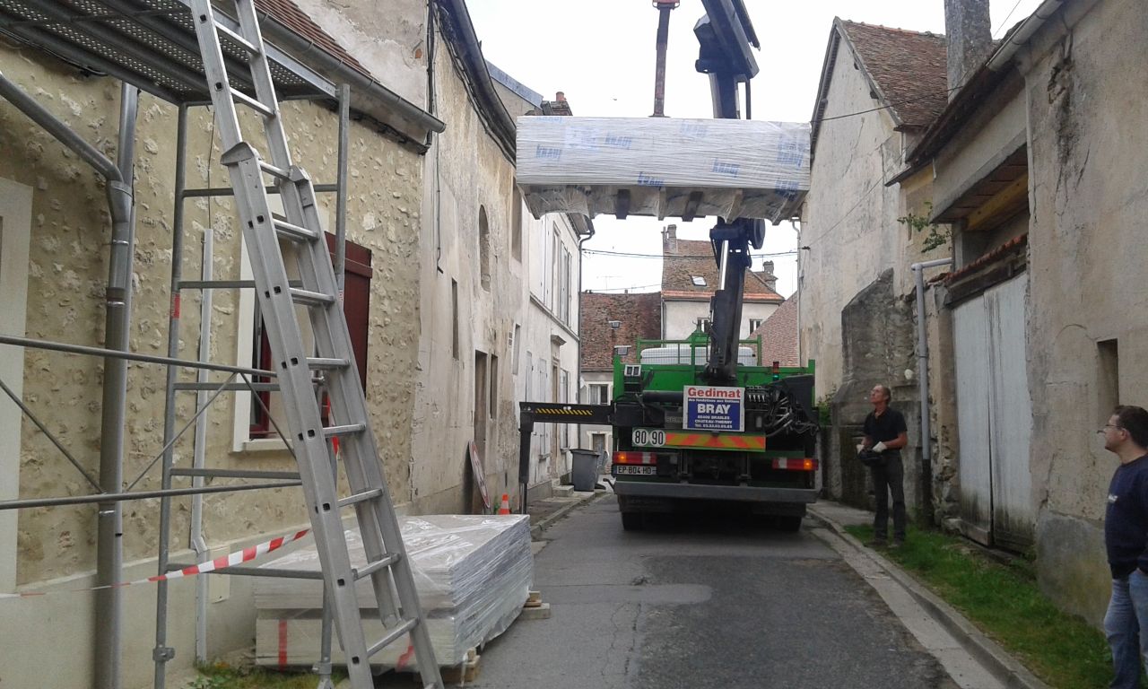 Arrivage du camion de livraison