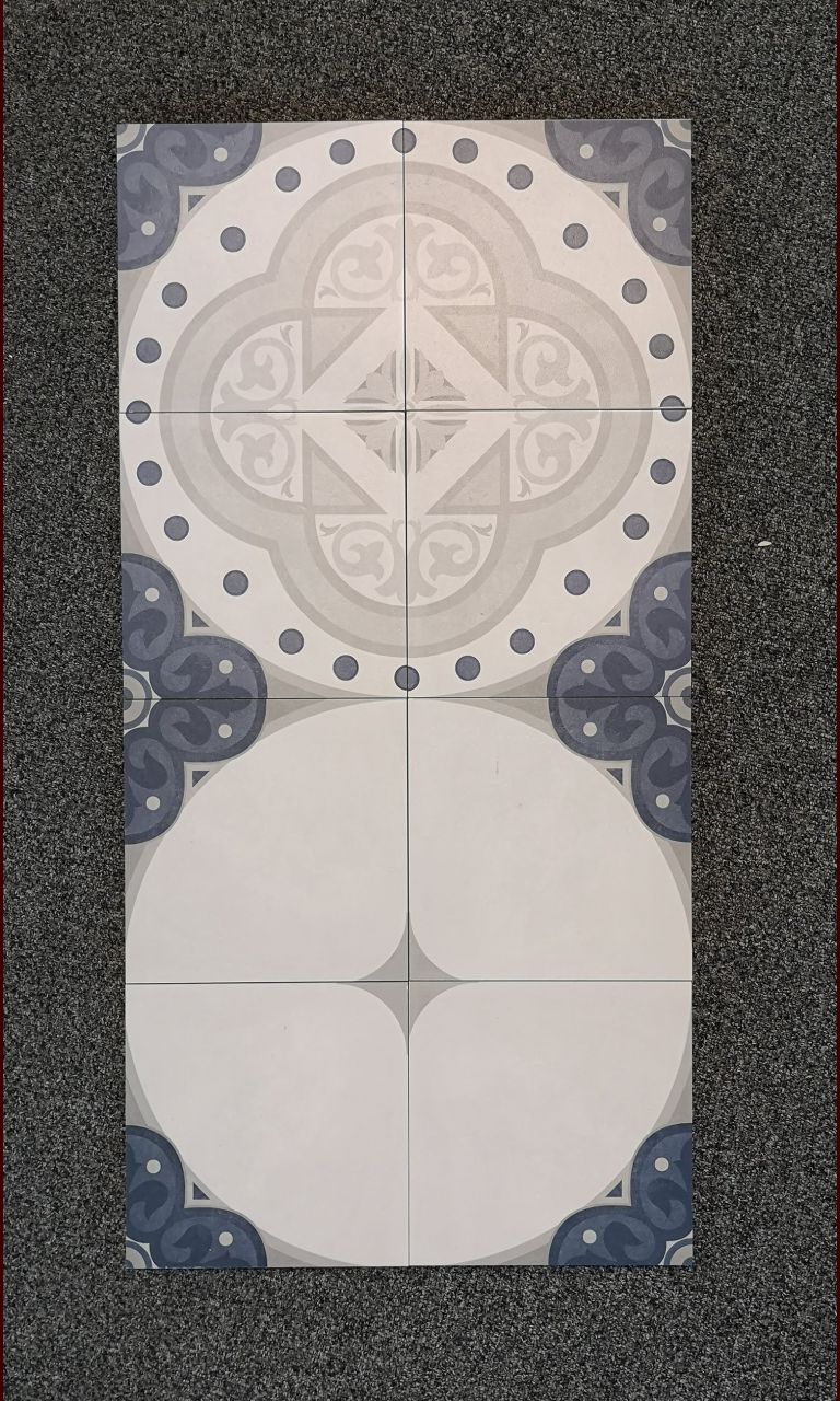 Le carrelage de la cuisine, qui sera en alternance motif plein/motif vide.
<br />
Modle Century Unlimited de chez Villeroy & Boch - carreaux de 20 x 20 cm