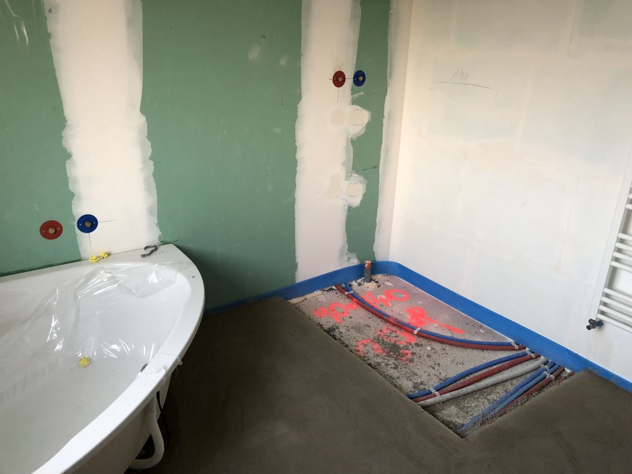 SDB avec emplacement douche à l'italienne