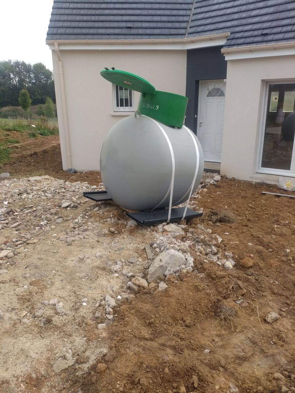 La cuve de gaz a son arrivé sur le terrain