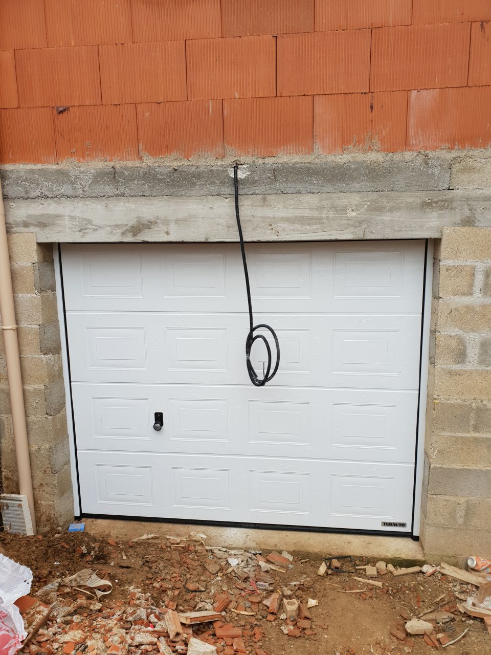 Porte de garage qui sera motorisé plus tard