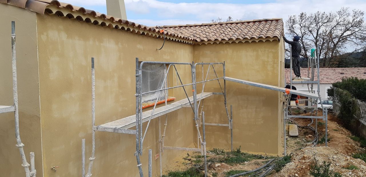 Sous-couche d'enduit pour les façades