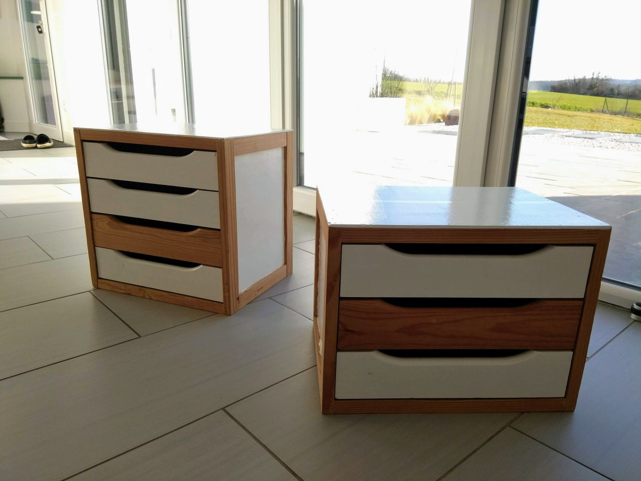 Relookage petits rangements (ancestraux) en bois brut