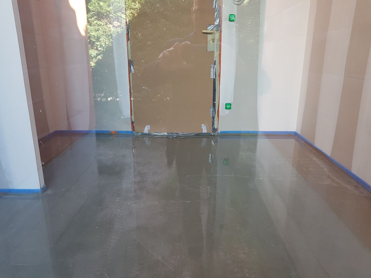Chape liquide coulée