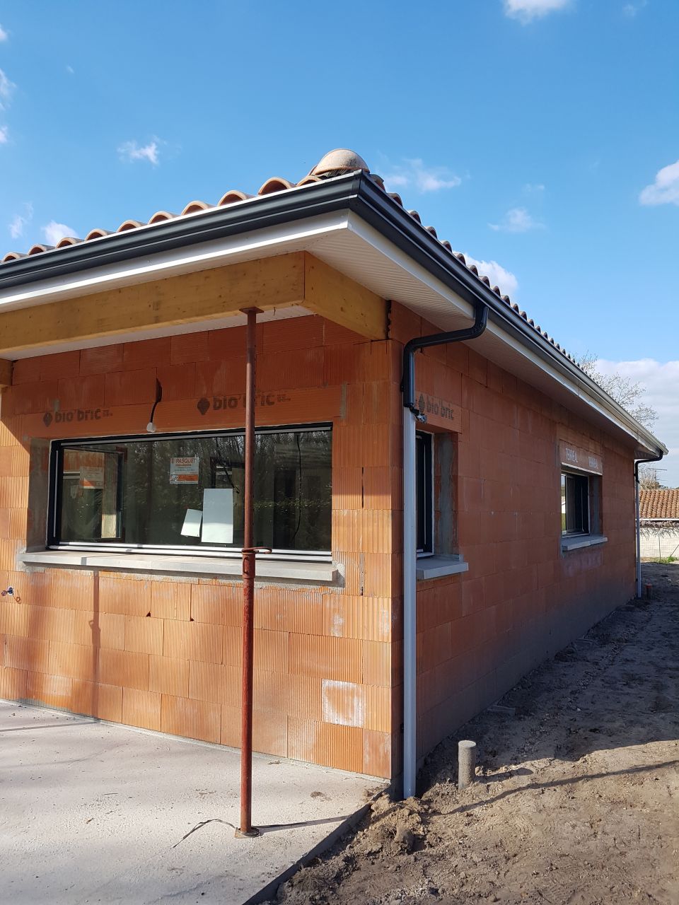 Et voilà, la maison se pare de beaux atours !!