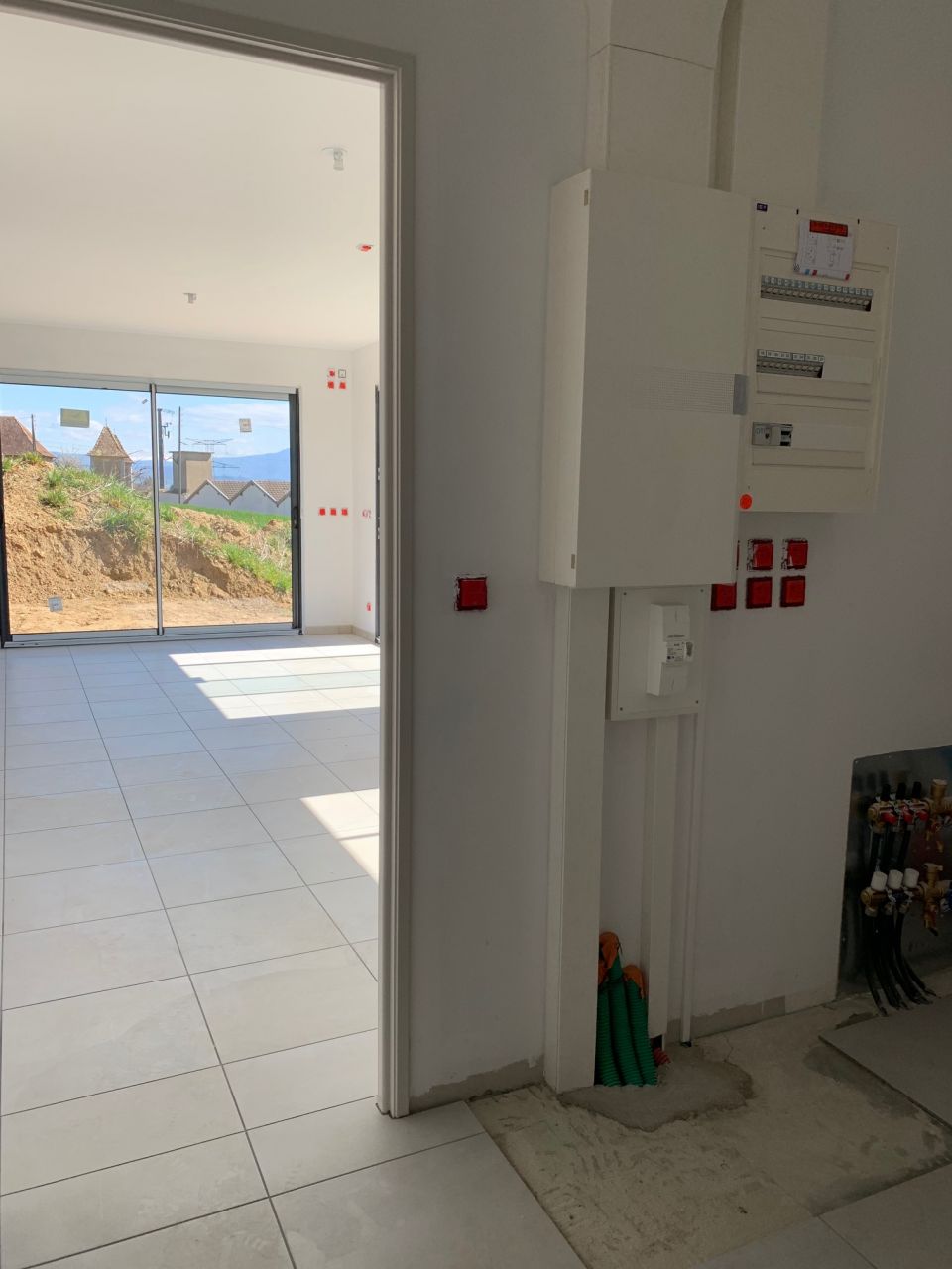 Carrelage du cellier à terminer