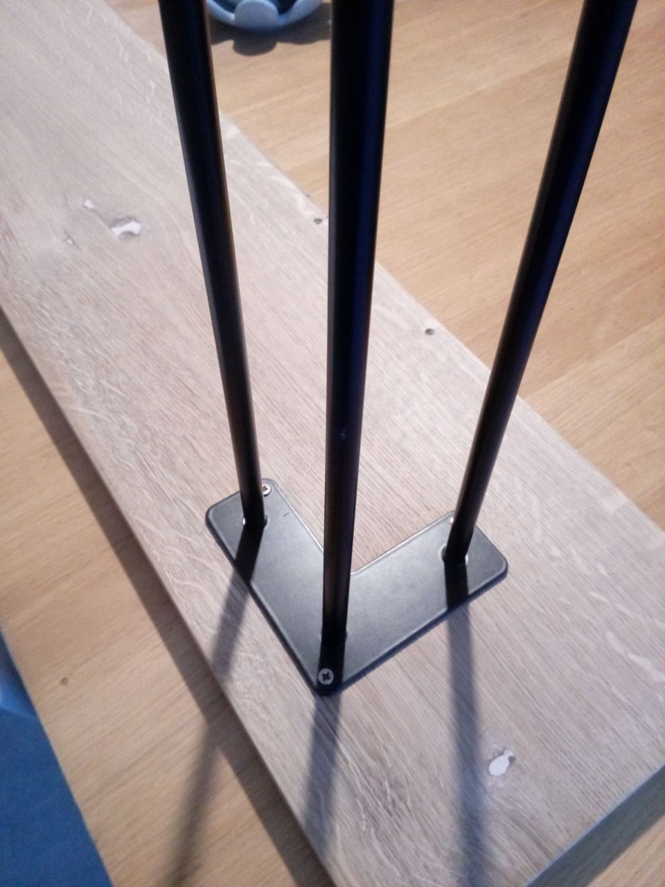 Pieds métal noir pour la console