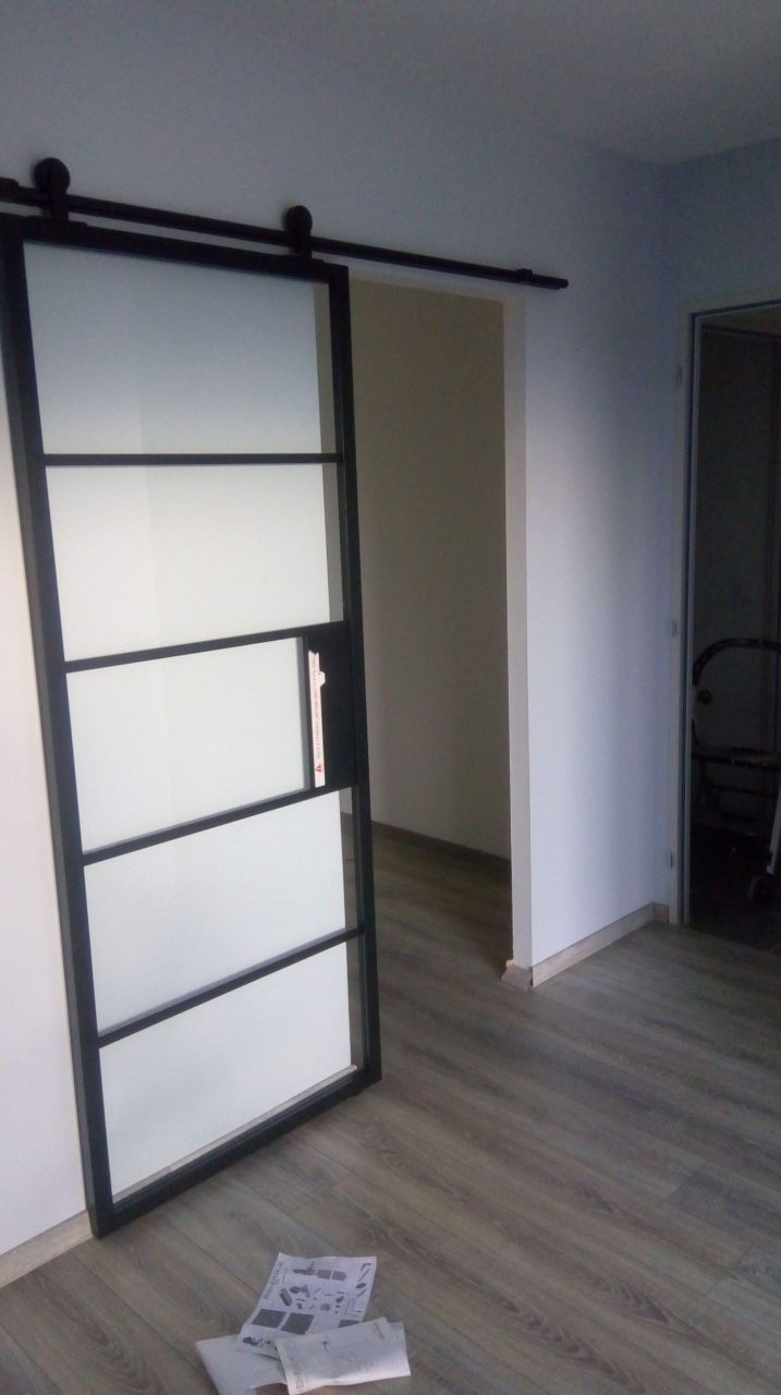 Porte en applique
