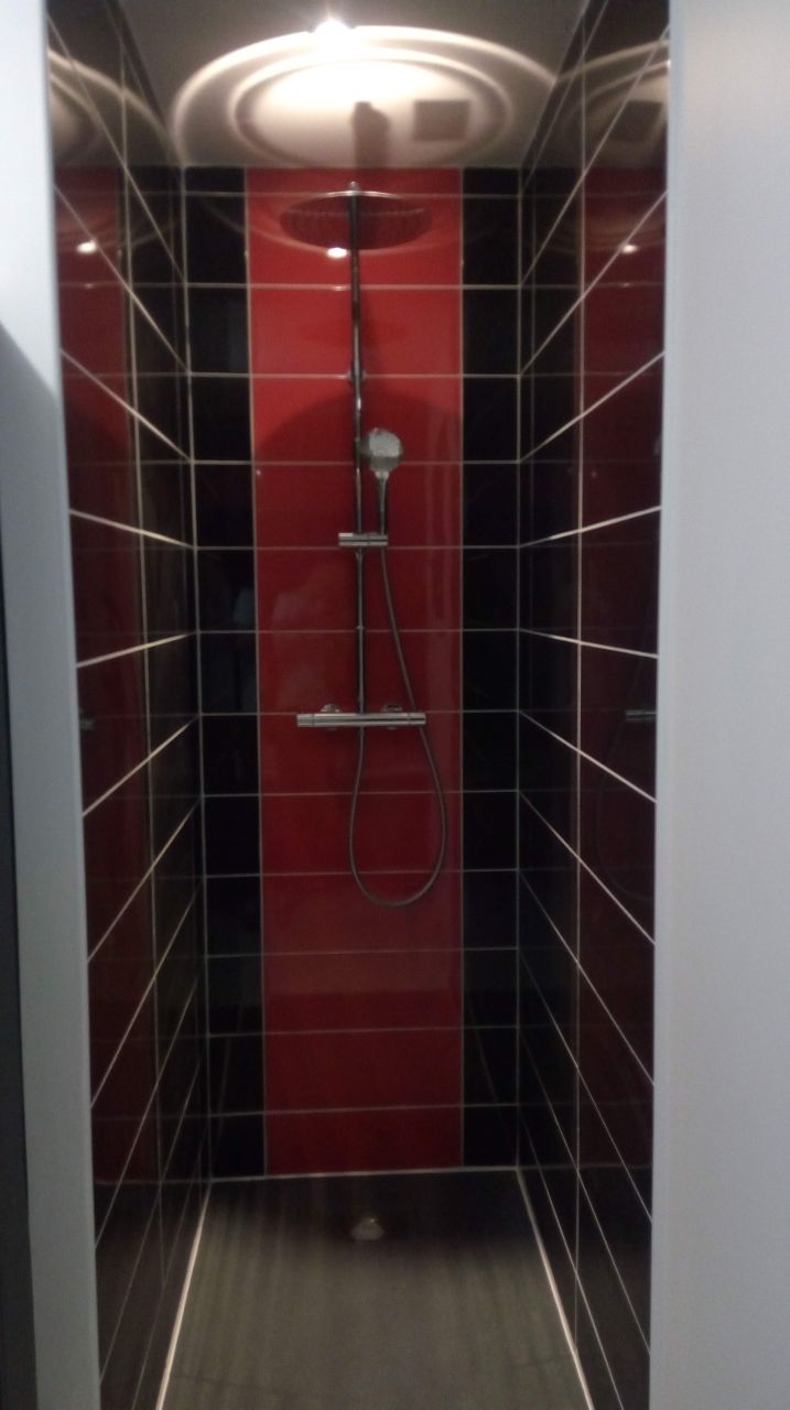 Douche de la salle de bain