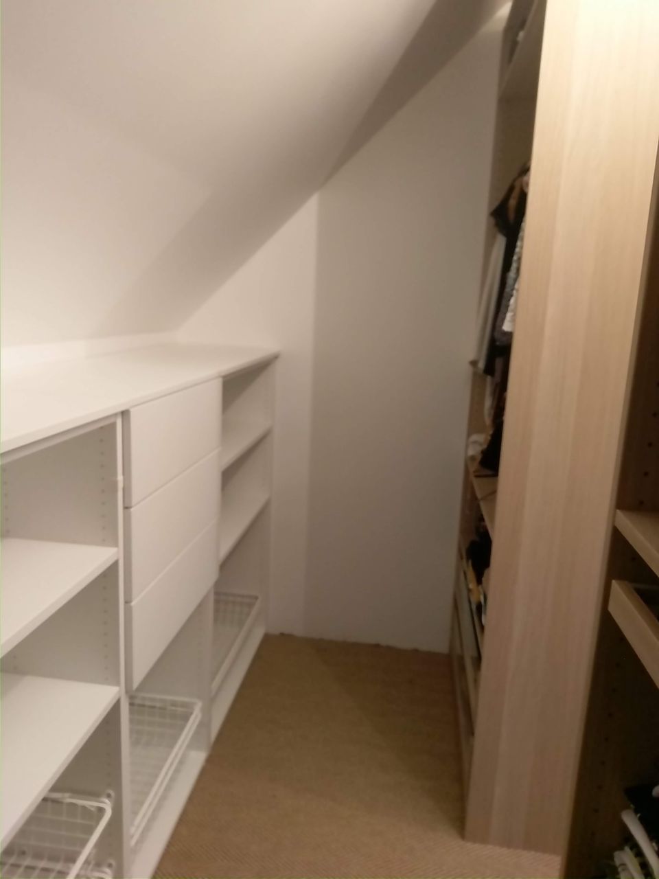 Pose des meubles du dressing