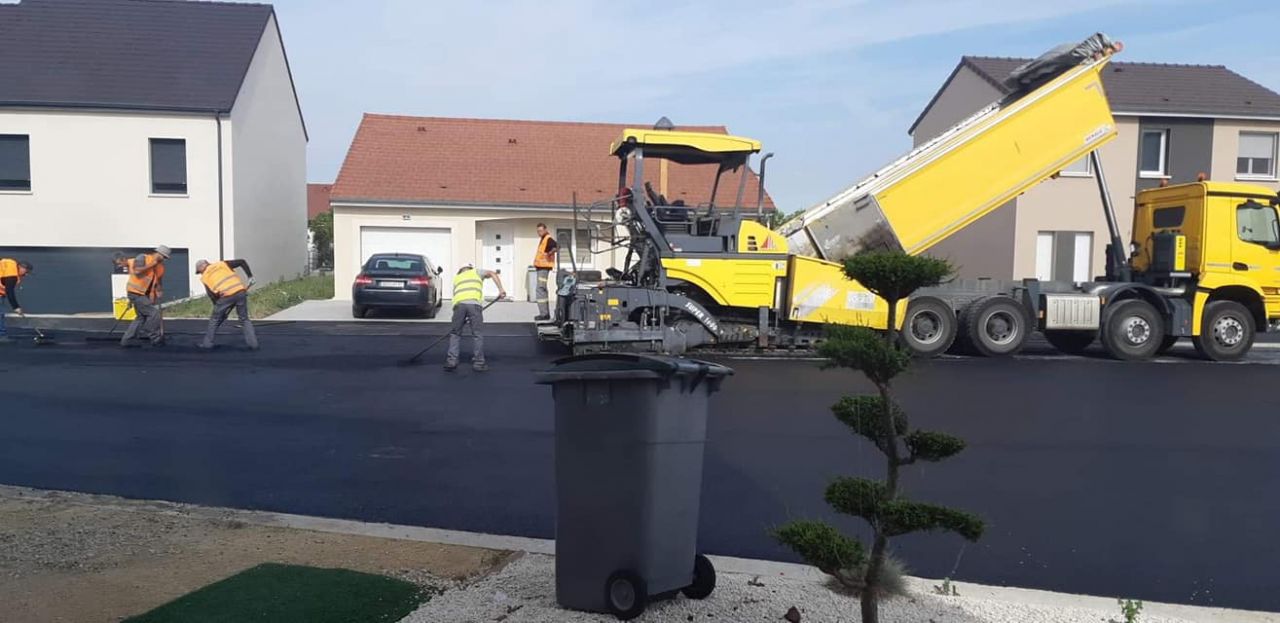 Nous avons l'enrobé définitif du lotissement