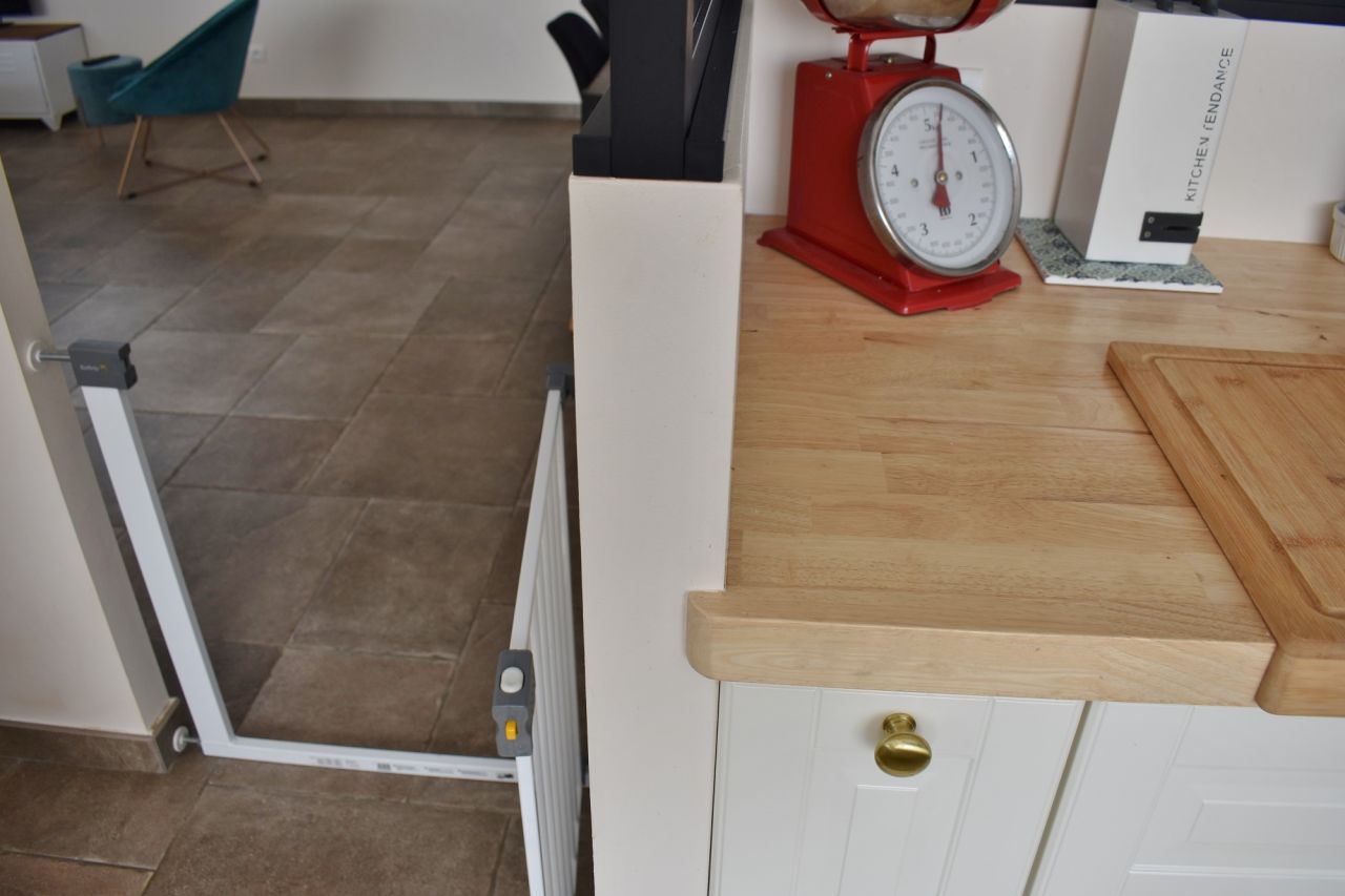 coin Cuisine - detail finition perso bois brut hevea