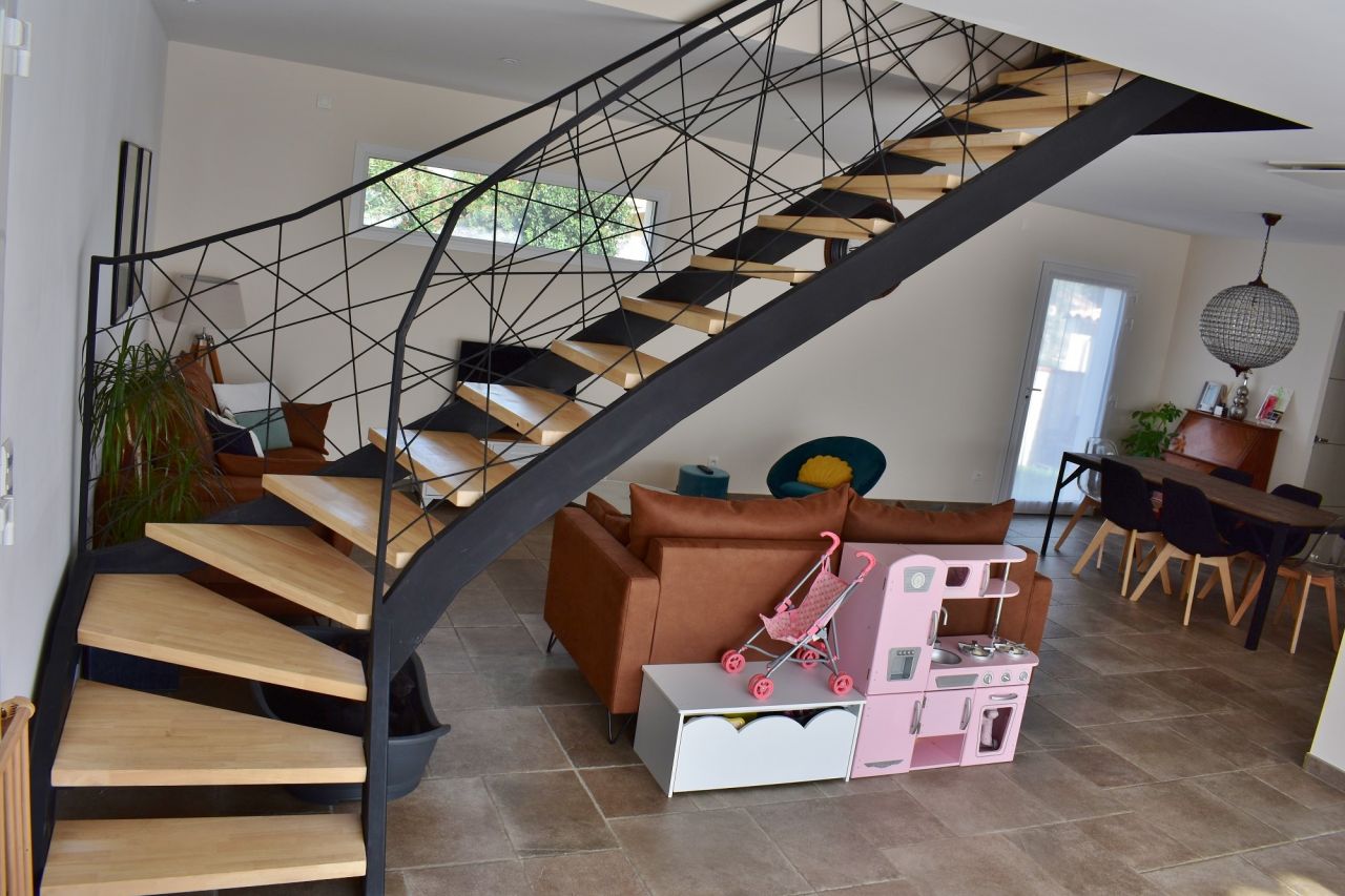 escalier ferronnier - bois hevea