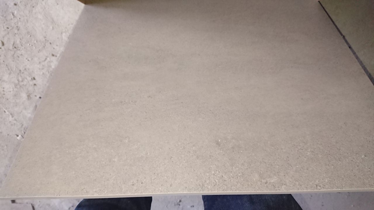 Carrelage Standfocus contract couleur tortora de Ceramiche Pieme 60cmx60cm rectifié