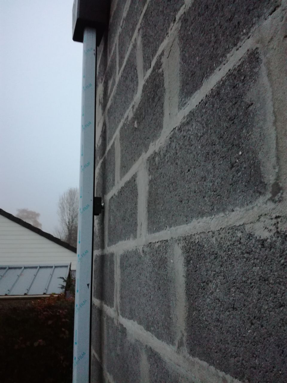 Boite à eau du toit plat