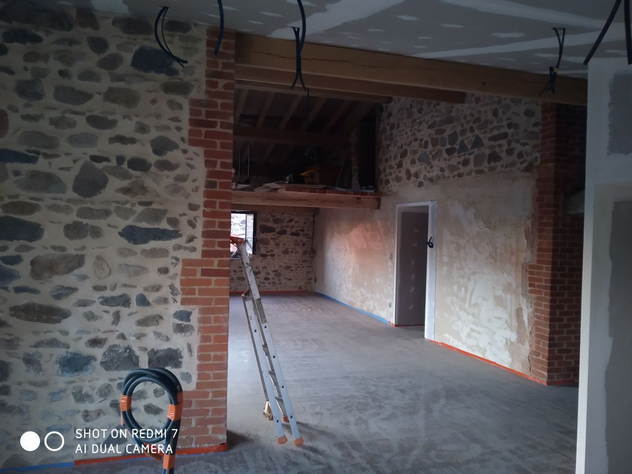 Chappe en cours de séchage, après ponçage.