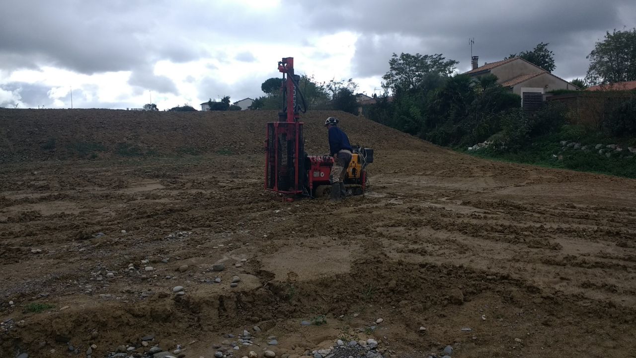 Essai gotechnique pour le rapport de sol