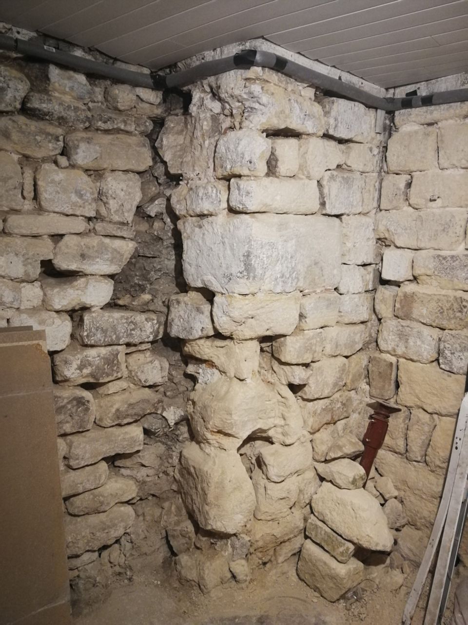 Maçonnerie mur pierre réparation 