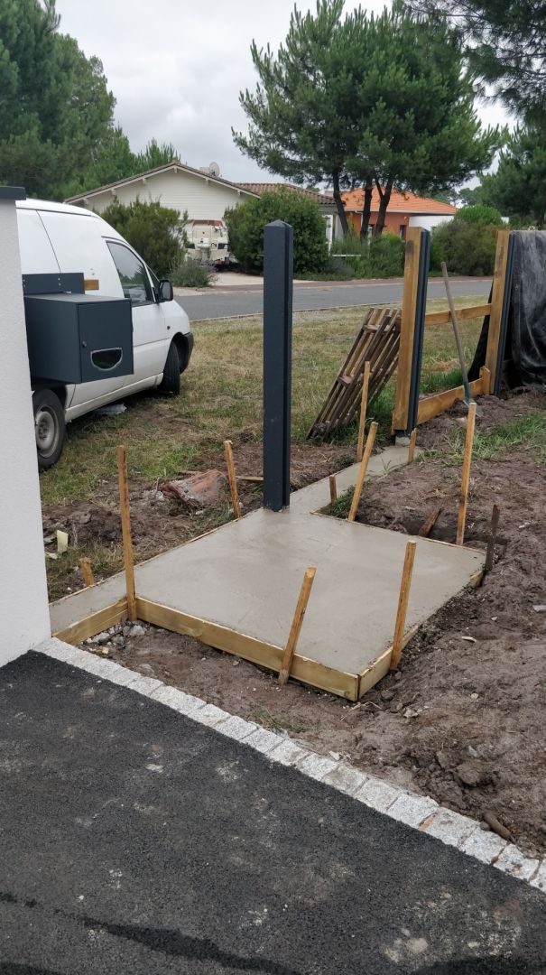 J'ai coulé la dalle du local poubelle !