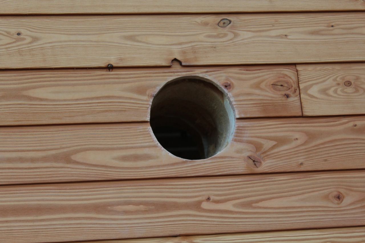 perçage du mur scie cloche 190 pour conduit isolée EPE de 160 (diam intérieur)