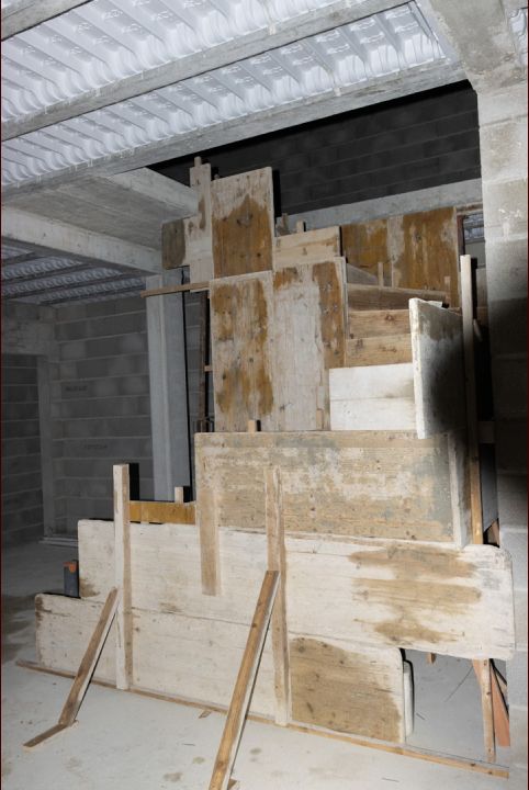 Escalier intérieur en cours de réalisation